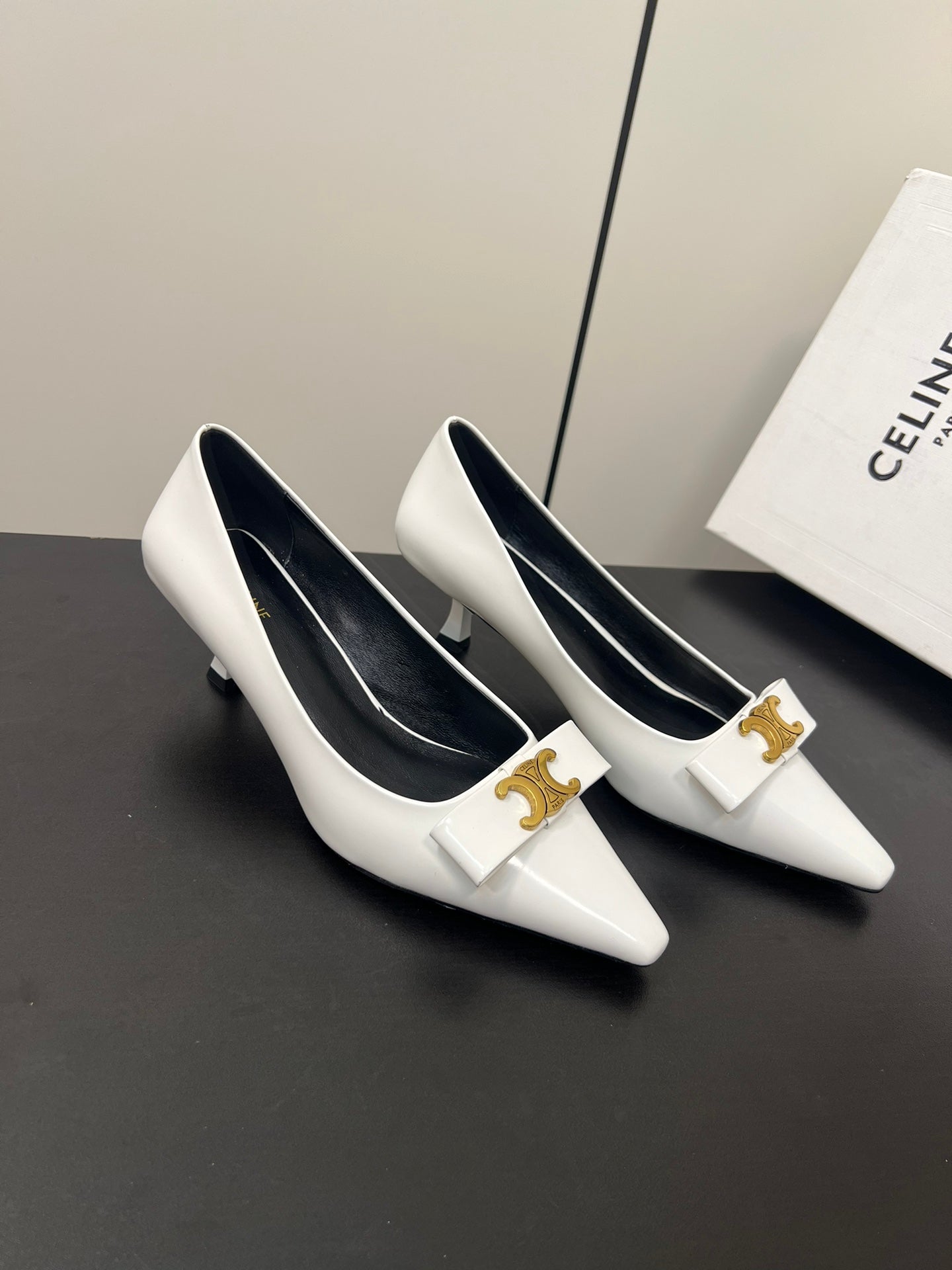 TRIOMPHE POINTED-TOE HIGH PUMPS IN WHITE SHINY CALFSKIN