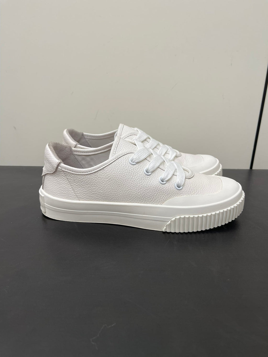 LP CLASSIC BISCUIT SNEAKERS WHITE CALFSKIN
