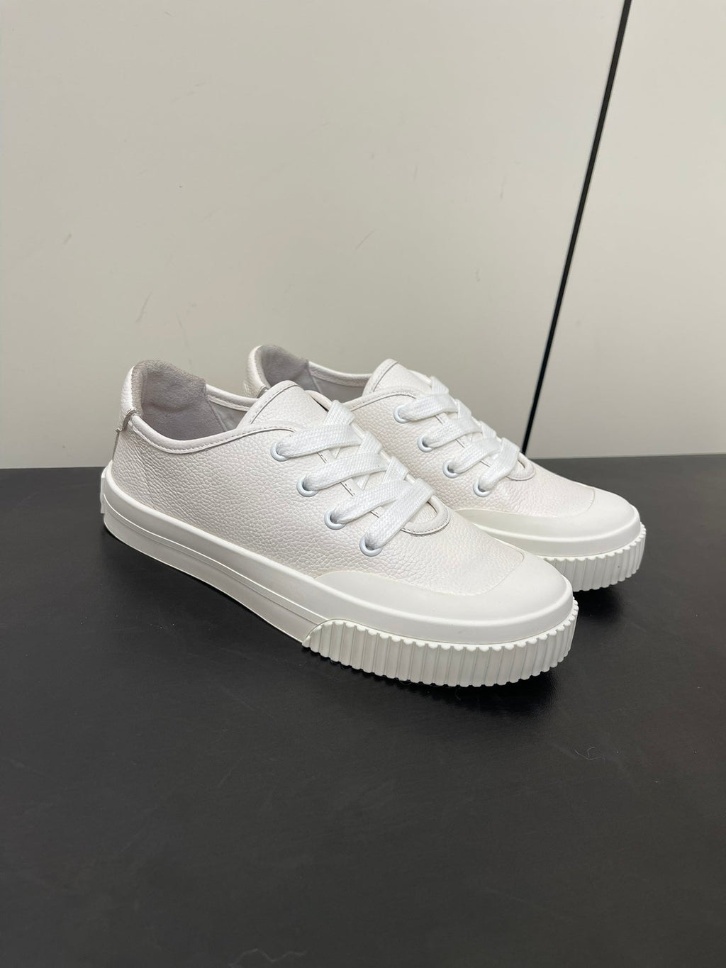 LP CLASSIC BISCUIT SNEAKERS WHITE CALFSKIN