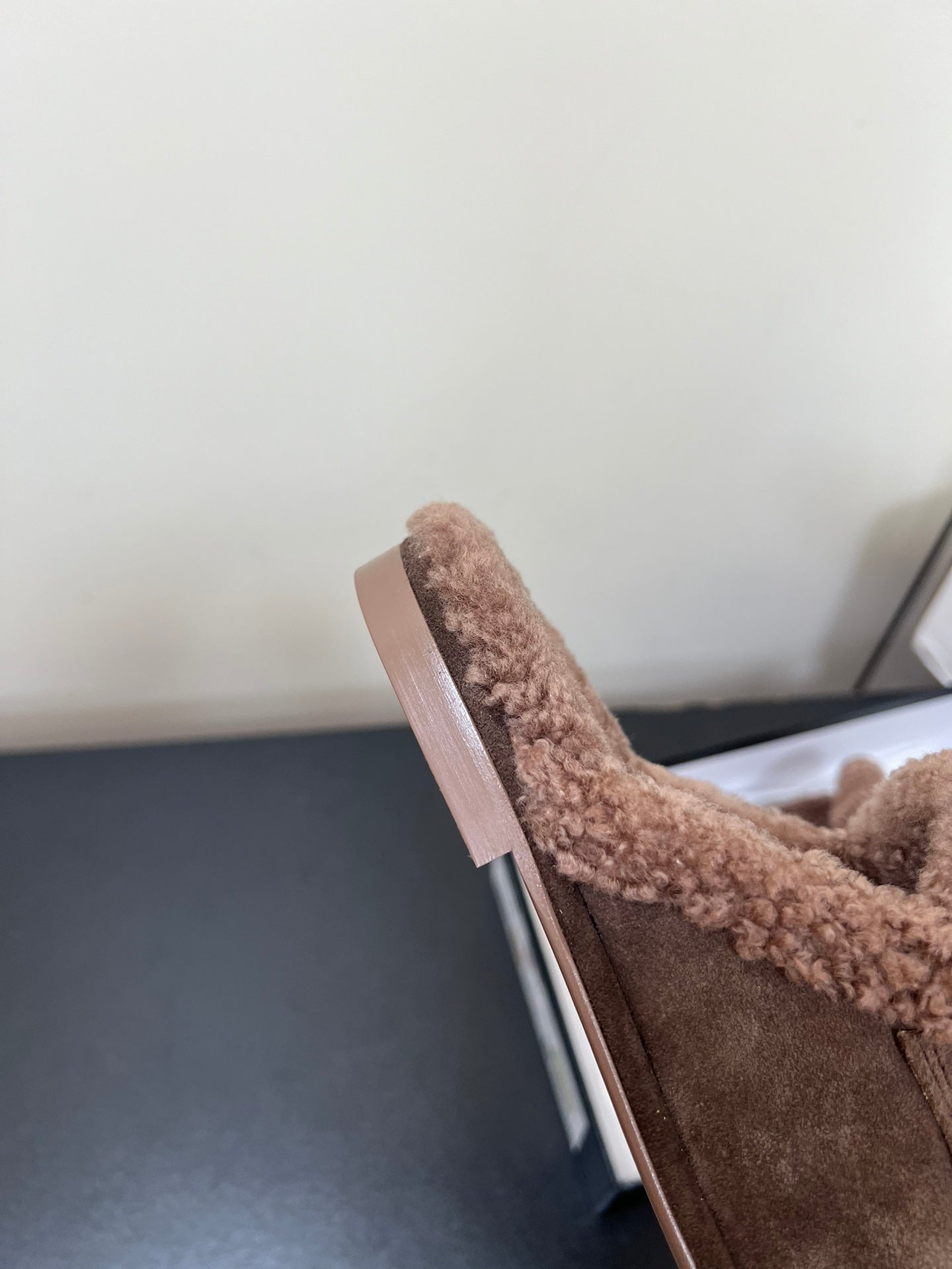 LOAFERS MULE IN MEDIUM BROWN SUEDE AND FLEECE LINING