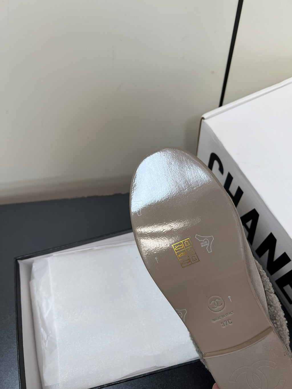 LOAFERS MULE IN DESERT BROWN SUEDE AND FLEECE LINING