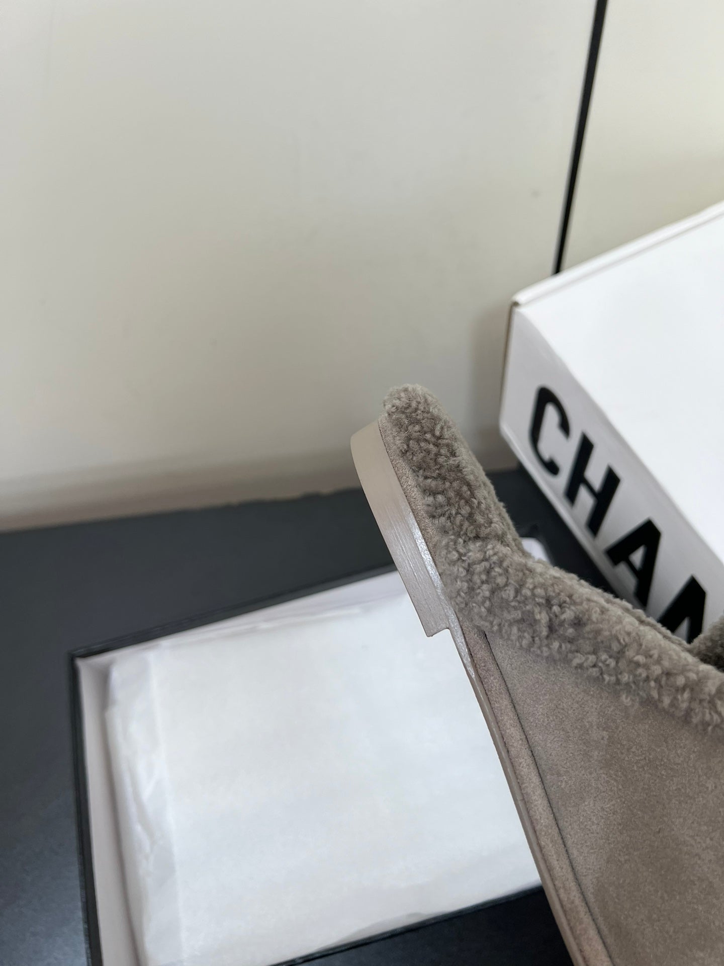 LOAFERS MULE IN DESERT BROWN SUEDE AND FLEECE LINING