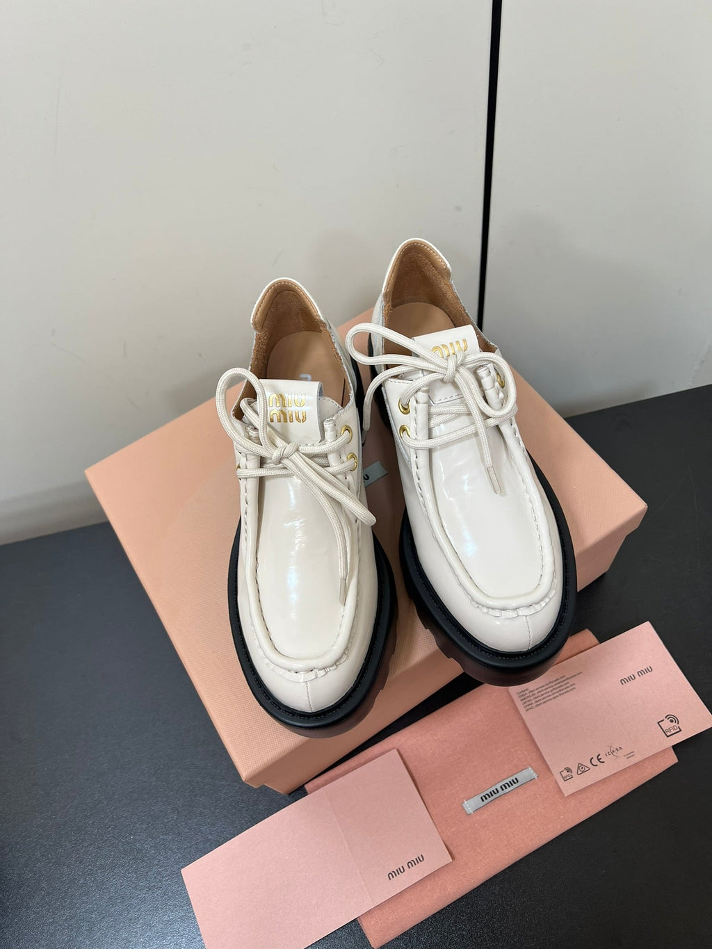 LACE-UP LOAFERS WITH THICK SOLE IN WHITE SHINY SHEEPSKIN