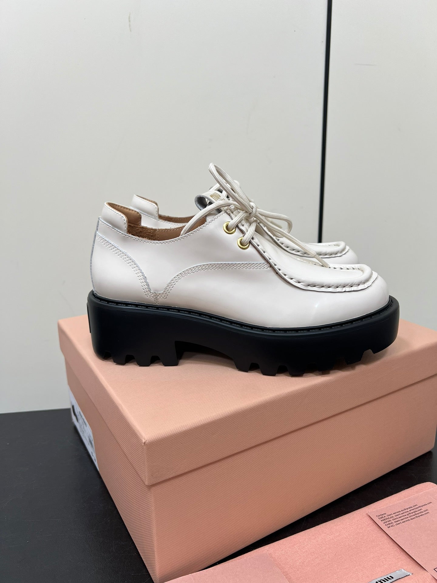 LACE-UP LOAFERS WITH THICK SOLE IN WHITE SHINY SHEEPSKIN