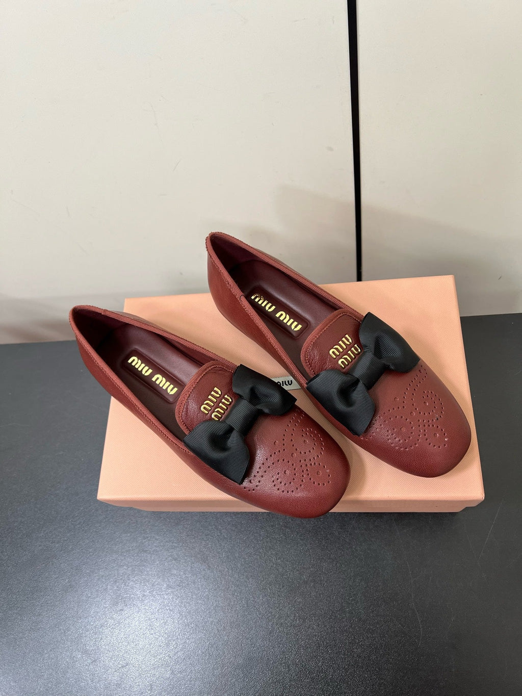 LOAFERS WITH BOW IN RED BROWN SHEEPSKIN