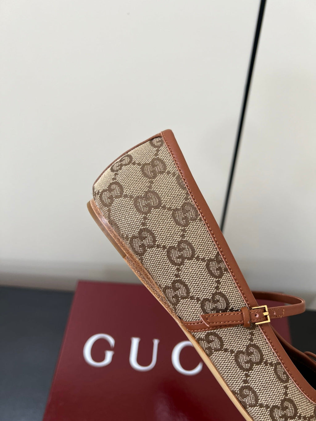 GG MARY JANE 25S IN MINK BROWN CANVAS MIX LAMBSKIN WITH GOLD HARDWARE