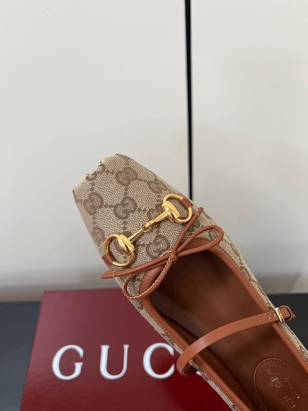 GG MARY JANE 25S IN MINK BROWN CANVAS MIX LAMBSKIN WITH GOLD HARDWARE