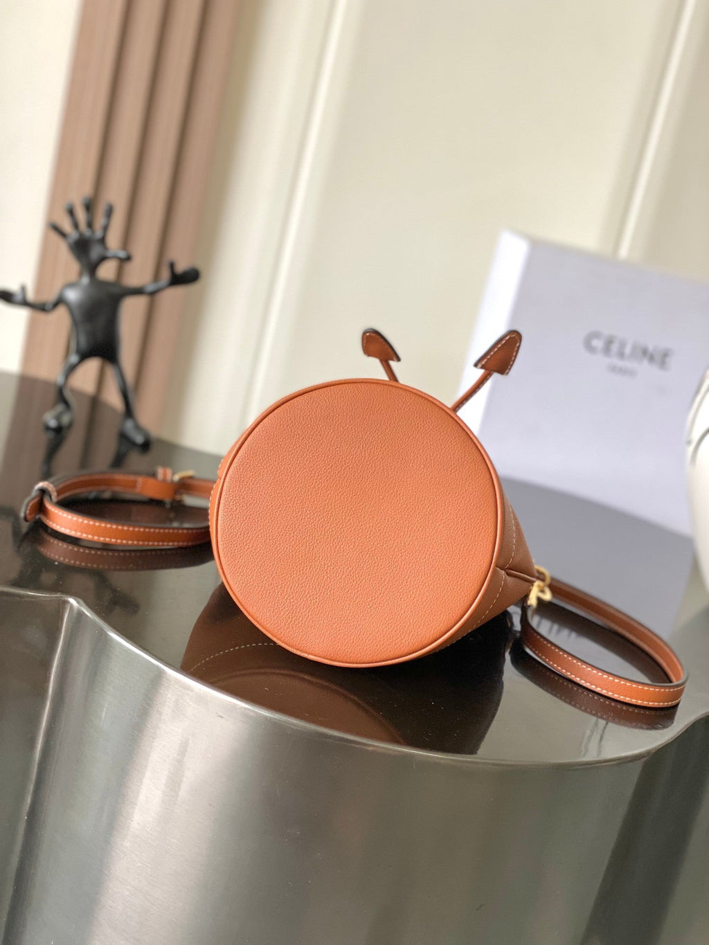 CELINE 25S CLARA BAG 19 IN BURNT ORANGE CALFSKIN GOLD HARDWARE