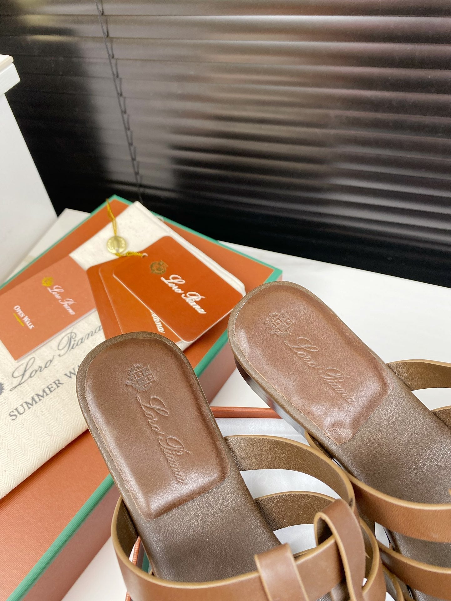 LP KAEDE SANDALS CHOCOLATE CALFSKIN