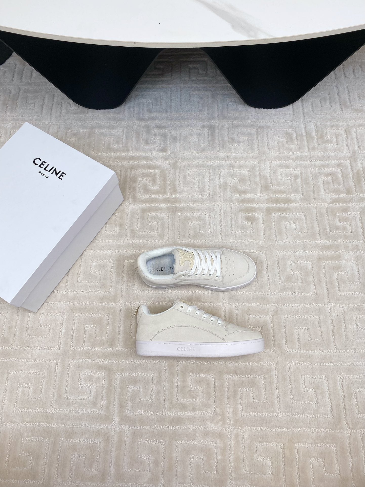 TRAINER SNEAKER IN BLACK SUEDE