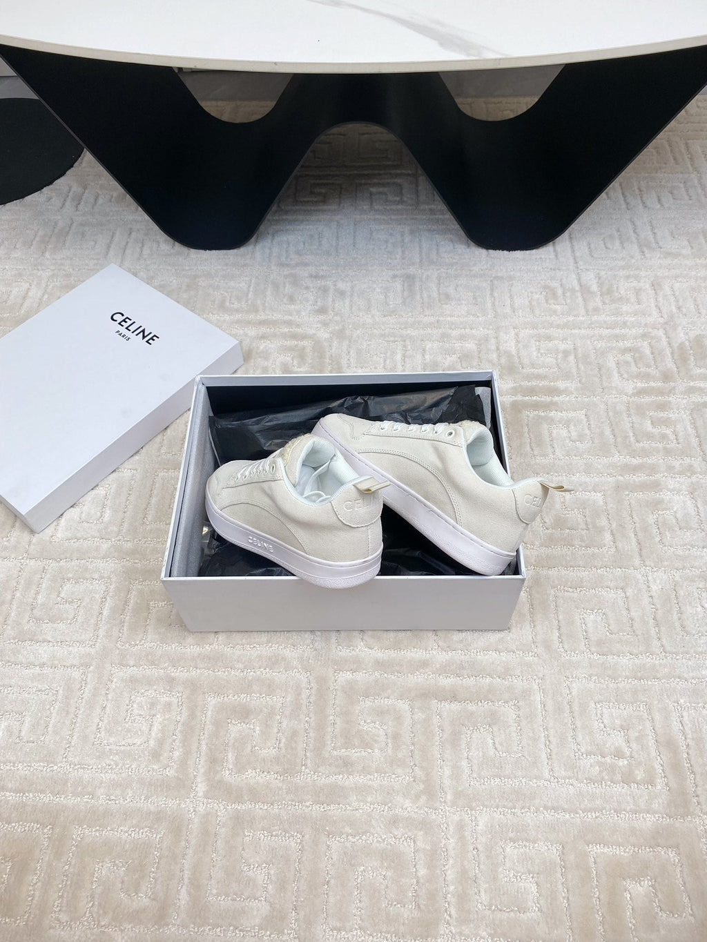 TRAINER SNEAKER IN BLACK SUEDE