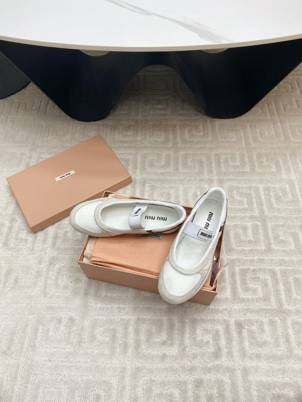 BALLET FLAT SHOES IN WHITE MESH AND BEIGE SUEDE