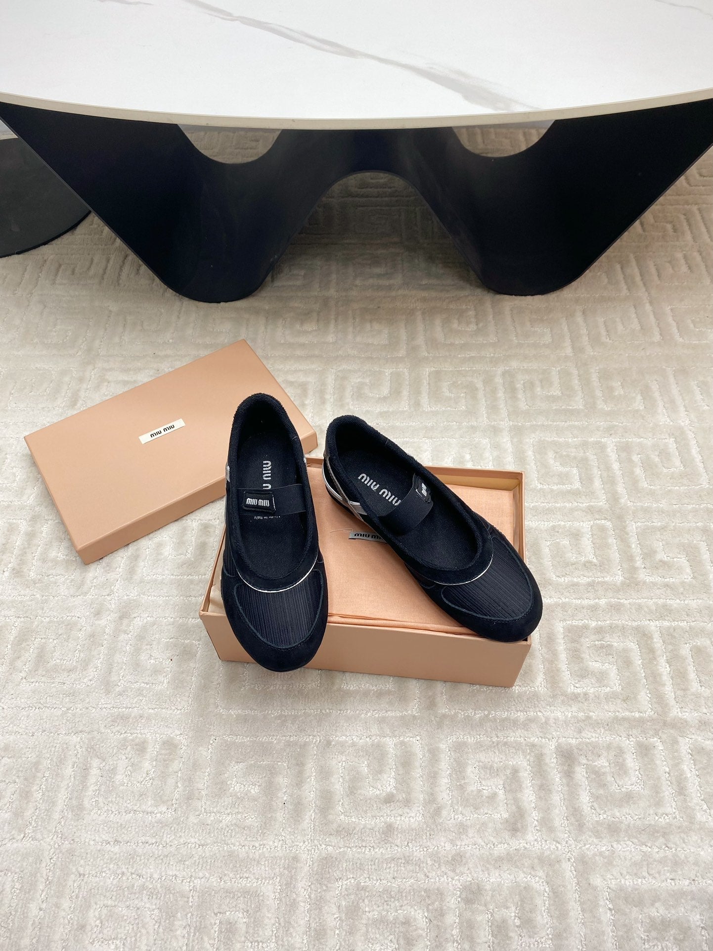 BALLET FLAT SHOES IN BLACK MESH AND SUEDE