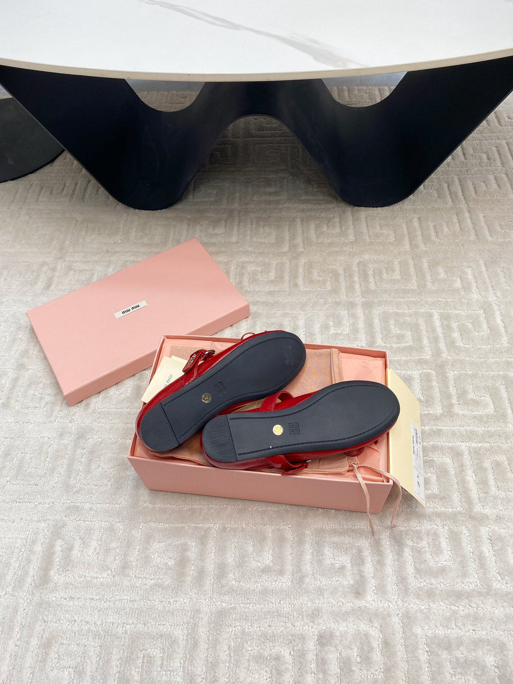 BOW MARY JANE FLAT IN RED NAPLAK LAMBSKIN