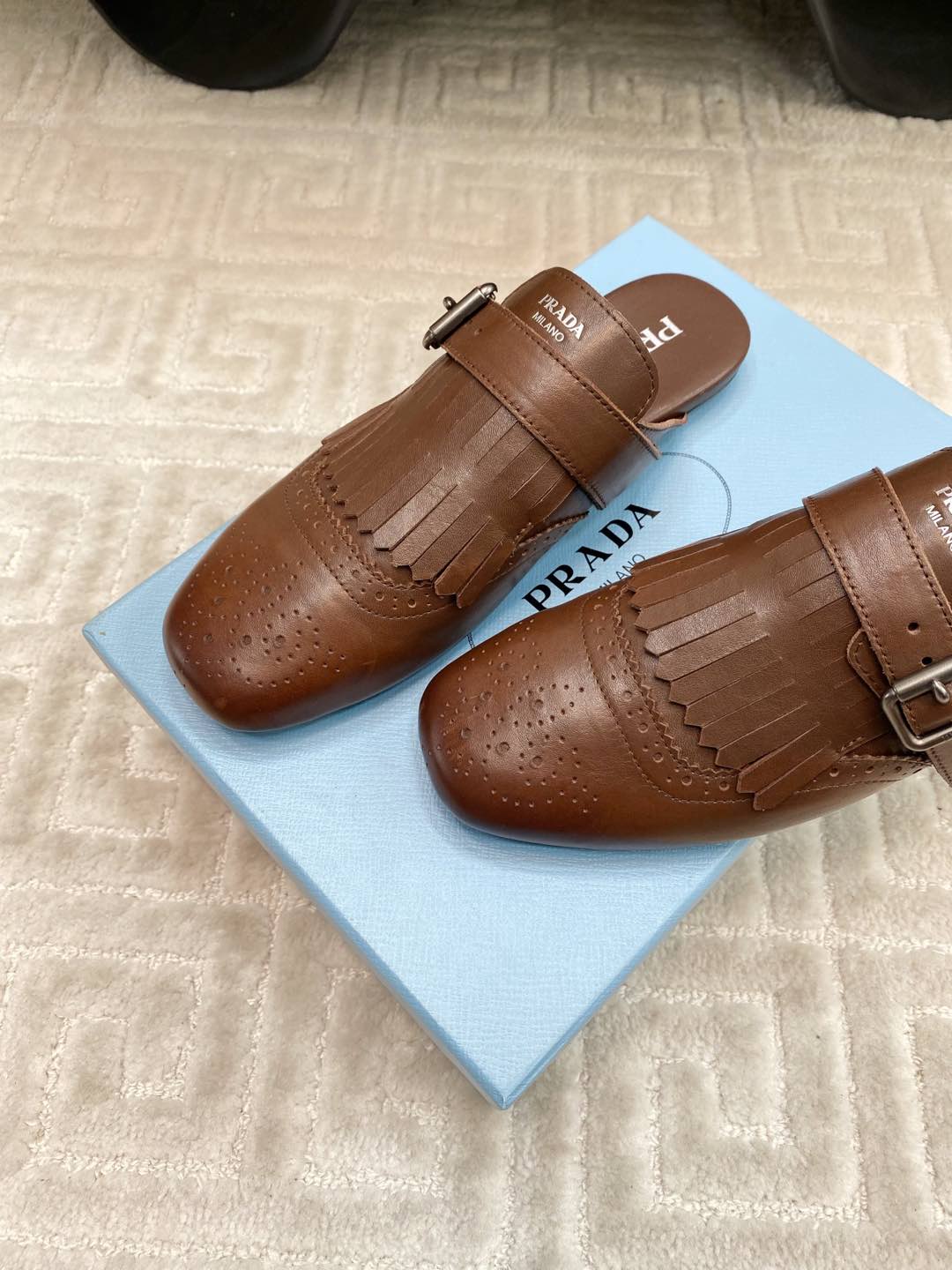 TASSEL MULES IN RUSSET BROWN LAMBSKIN