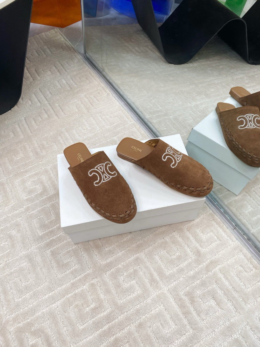 MARLOU MULE IN PEANUT BROWN SUEDE