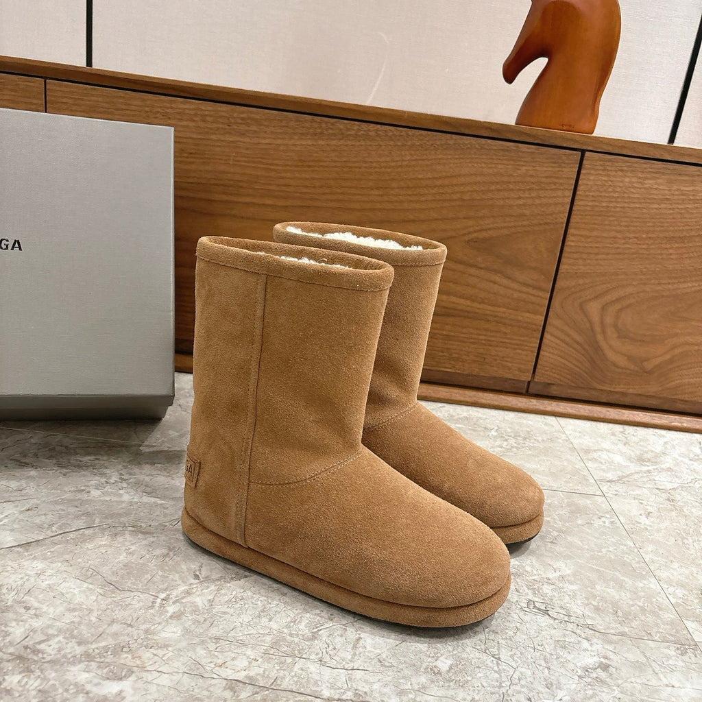 BALENCIAGA 25S ALASKA ANKLE BOOTS IN LIGHT BROWN SUEDE