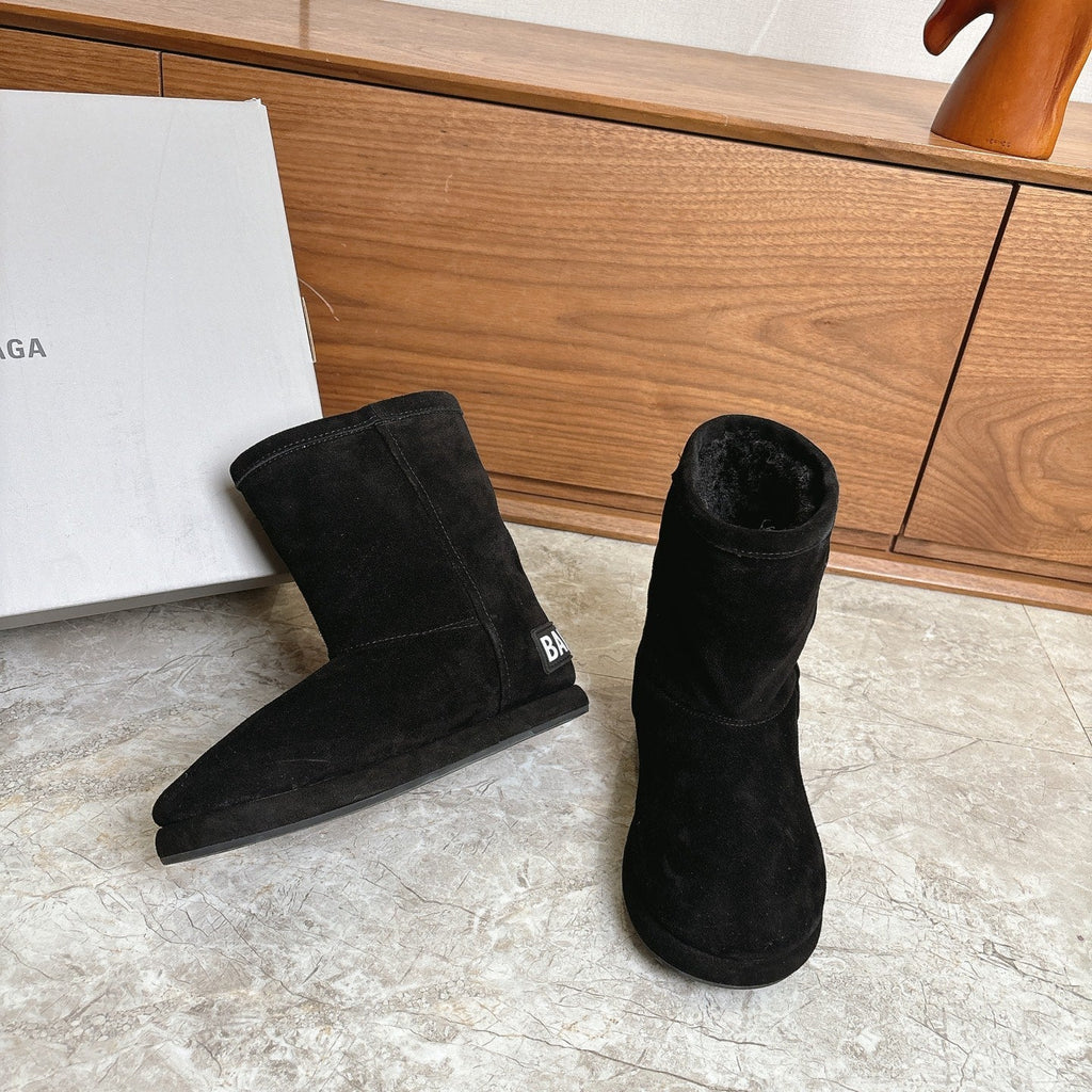 BALENCIAGA 25S ALASKA ANKLE BOOTS IN BLACK SUEDE