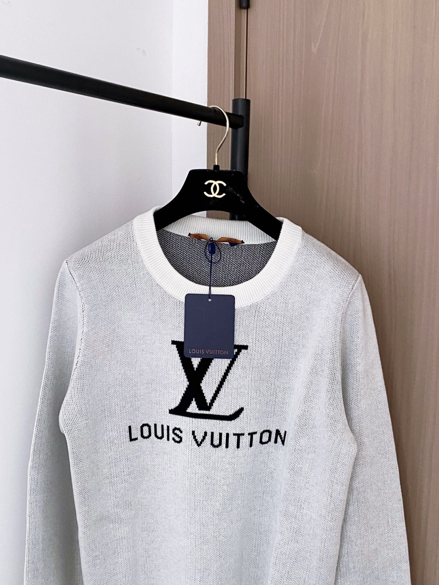 LV 25S SWEATER 0113