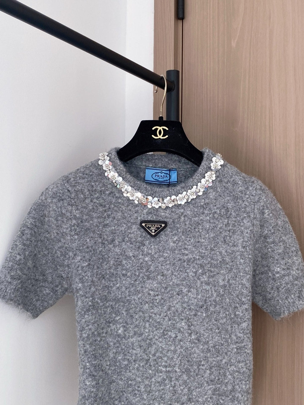 PRADA 25S SHORT-SLEEVE KNIT TOP 394