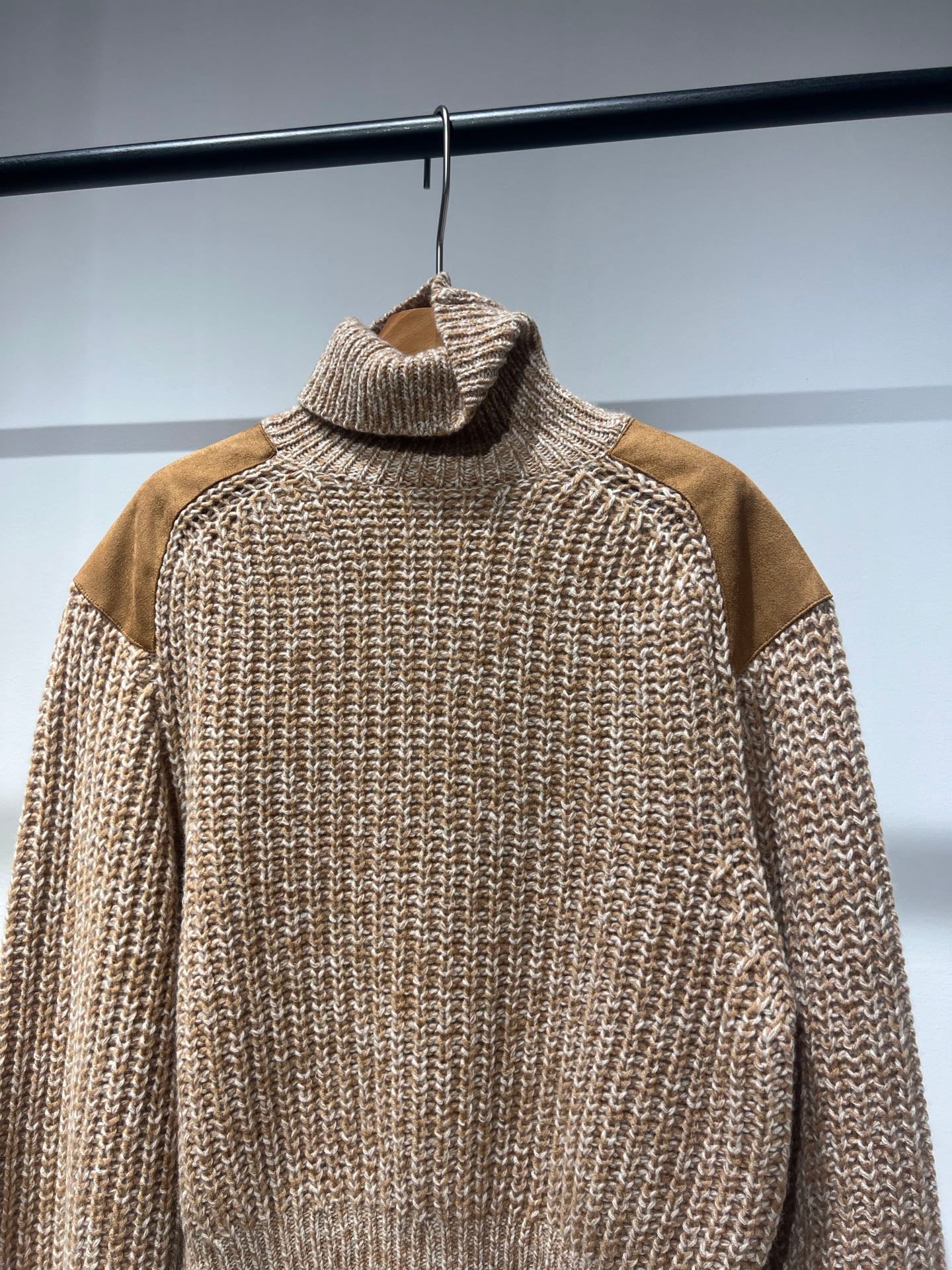 LP HIGH-NECK KNIT SWEATER STYLE 17
