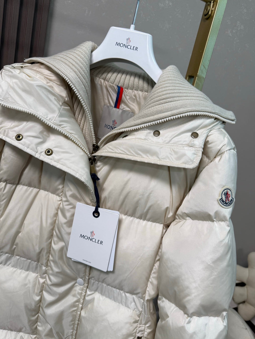 MONCLER COAT STYLE 140