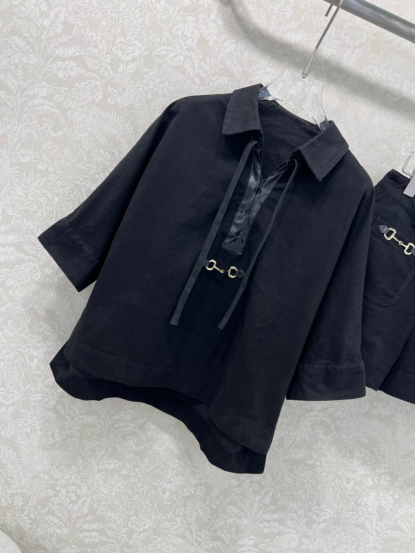 GUCCI TOP AND SHORTS SET STYLE 72