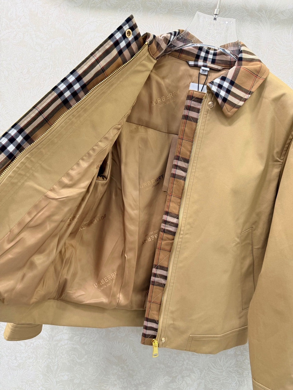 BURBERRY 25S JACKET 305