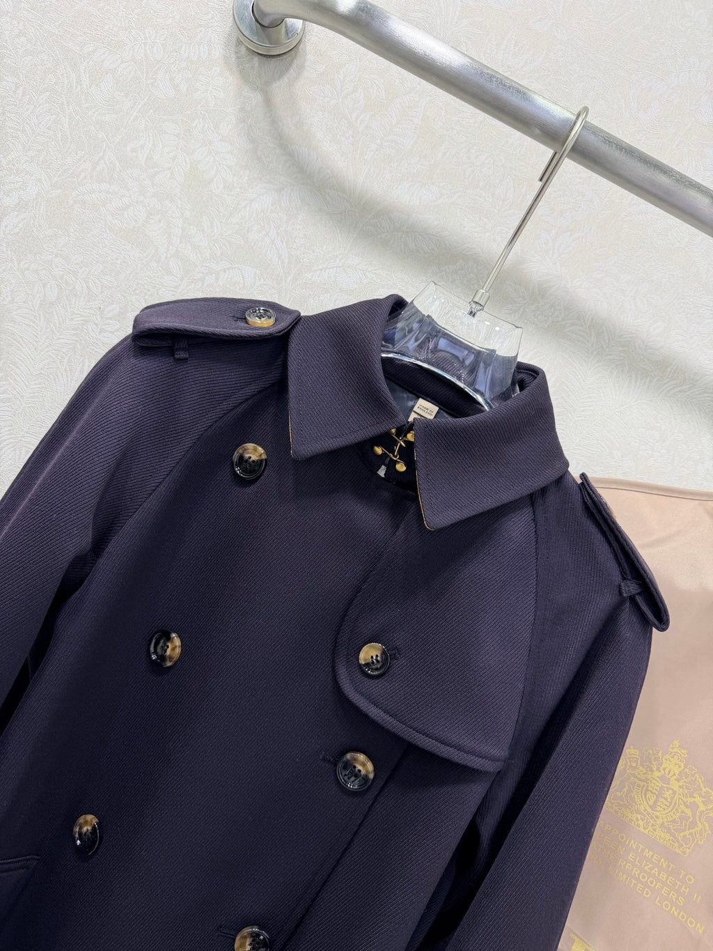 BURBERRY 25S CLASSIC KENSINGTON COAT 307