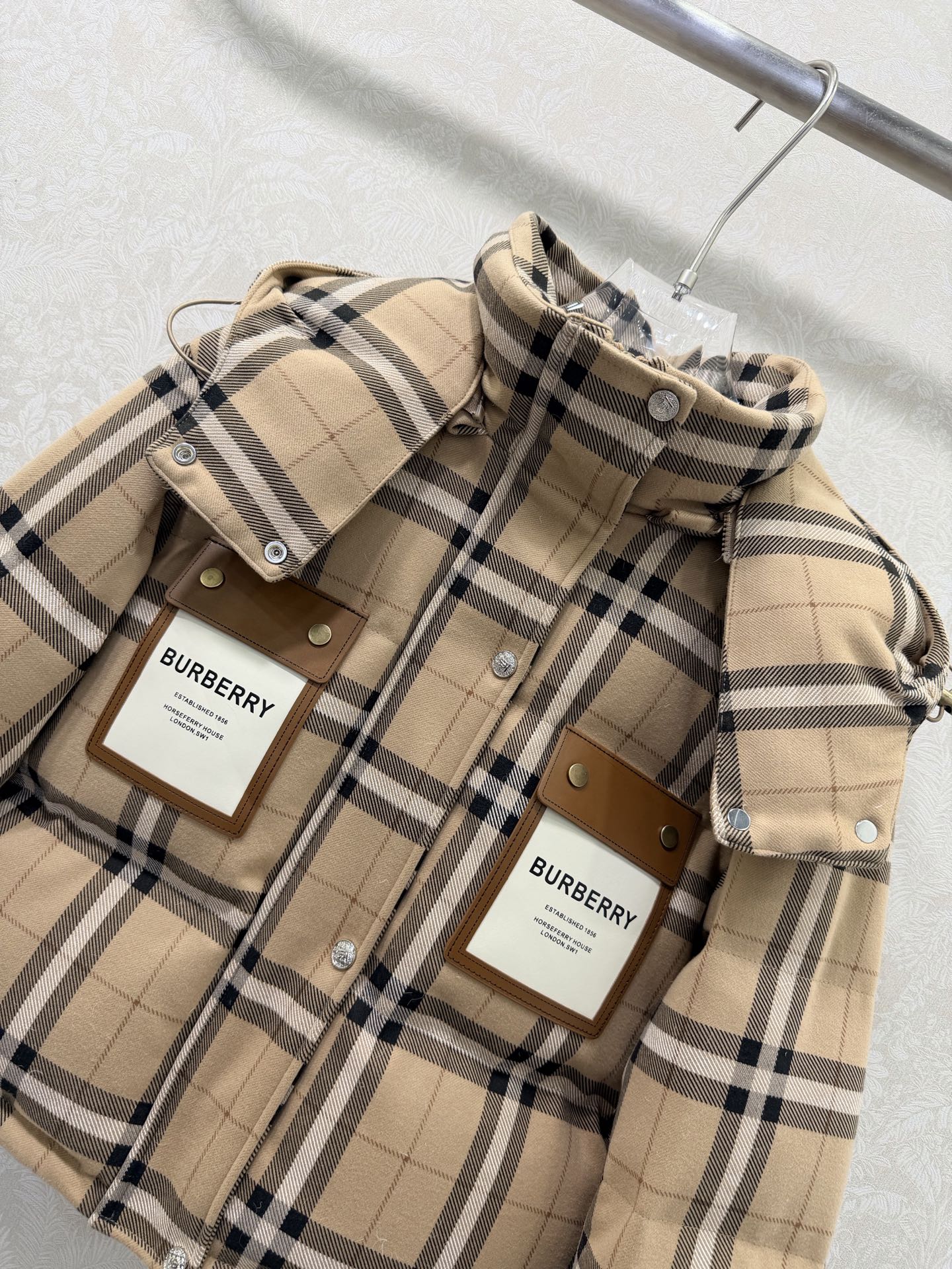 BURBERRY 25S DOWN JACKET 310