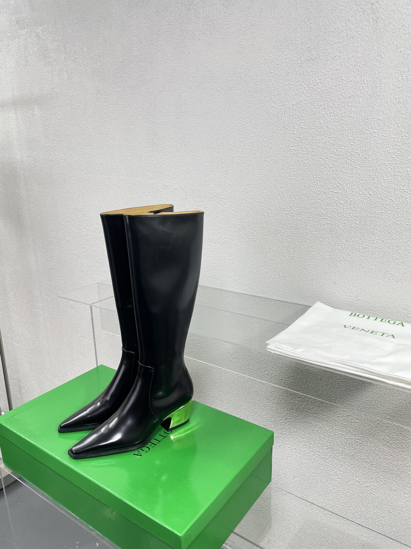 TEX HIGH BOOT IN BLACK PATENT CALFSKIN