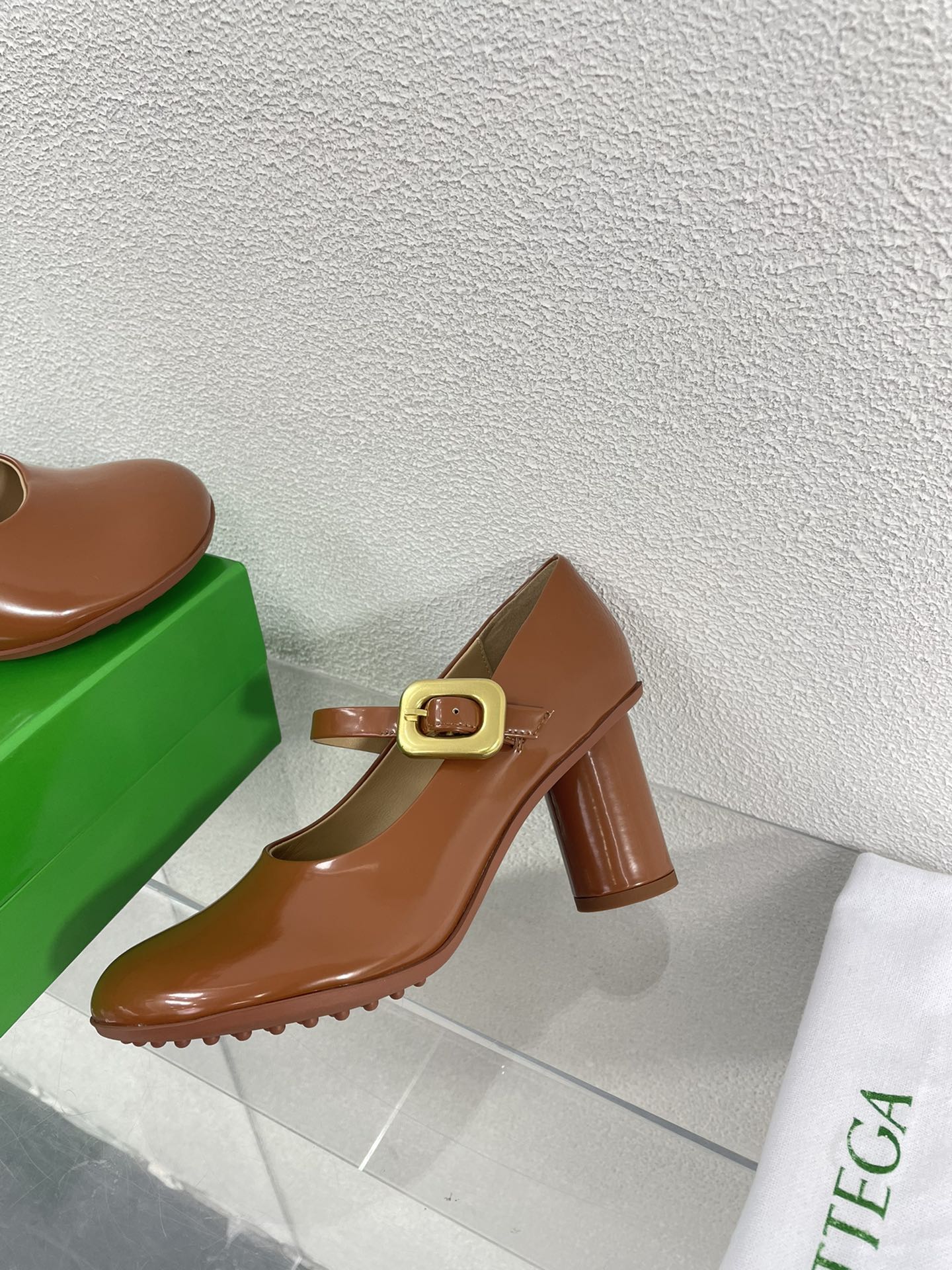 ATOMIC MARY-JANE PUMP 9 CM IN BRONZE BROWN CALFSKIN