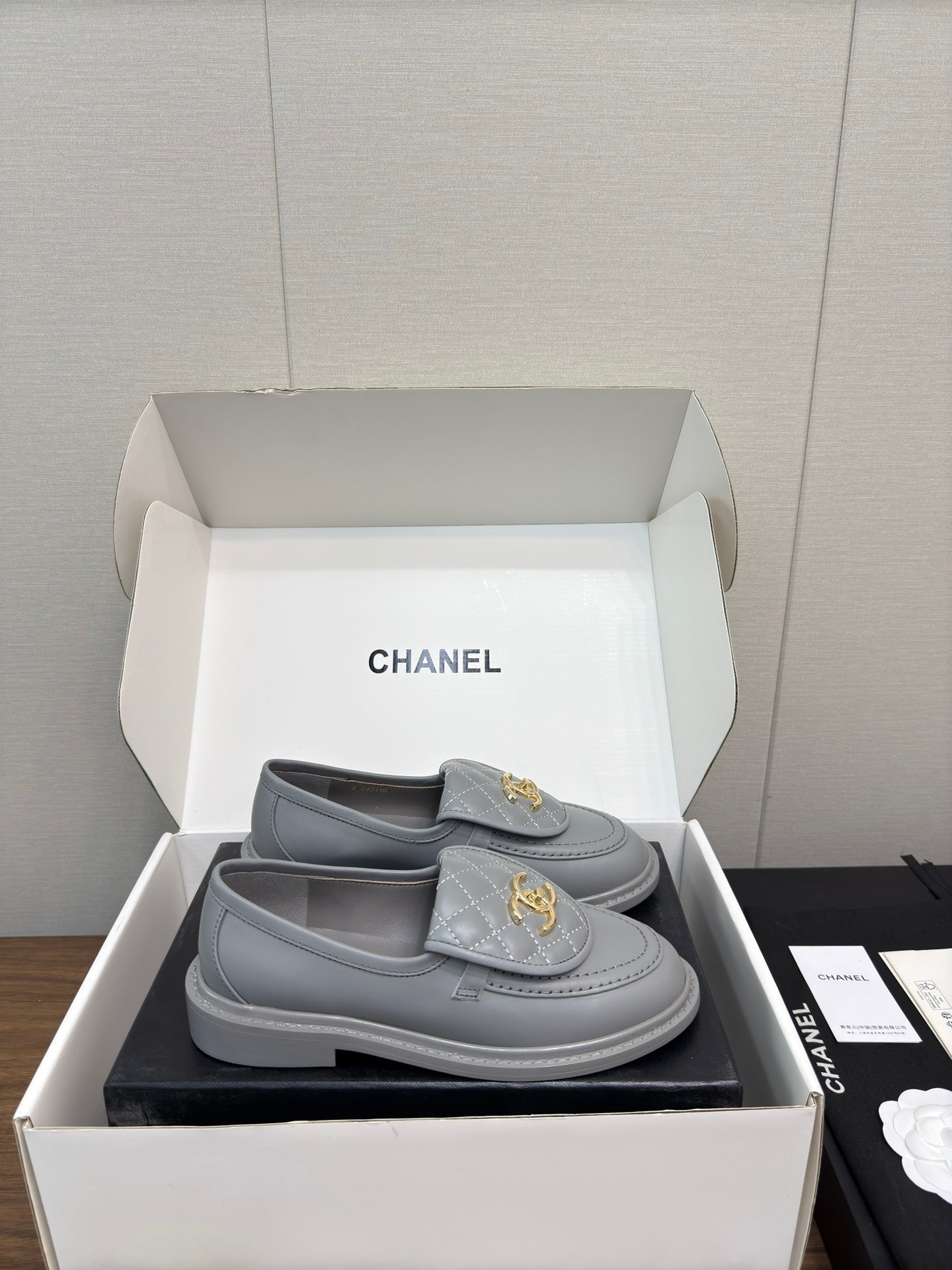 MOCCASIN 2.5 CM IN ASH GRAY PREMIUM LAMBSKIN