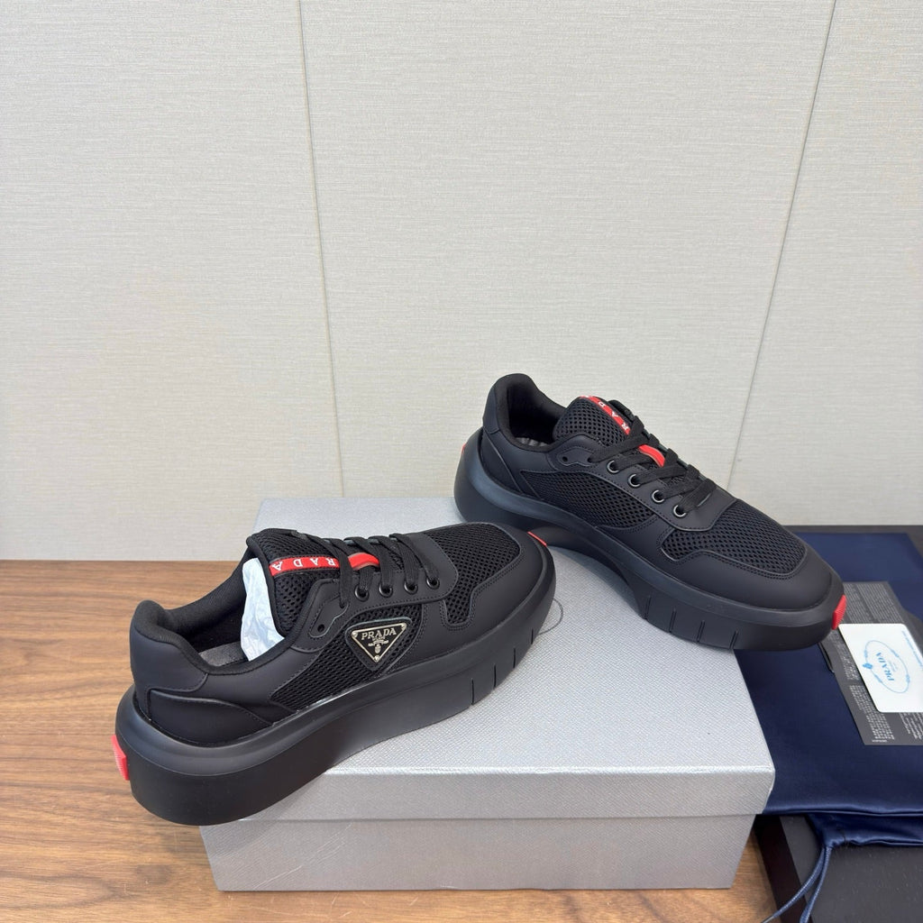 PRADA 25S SPORTY STYLE MEN SNEAKERS LOGO 45MM IN BLACK AND RED CALFSKIN