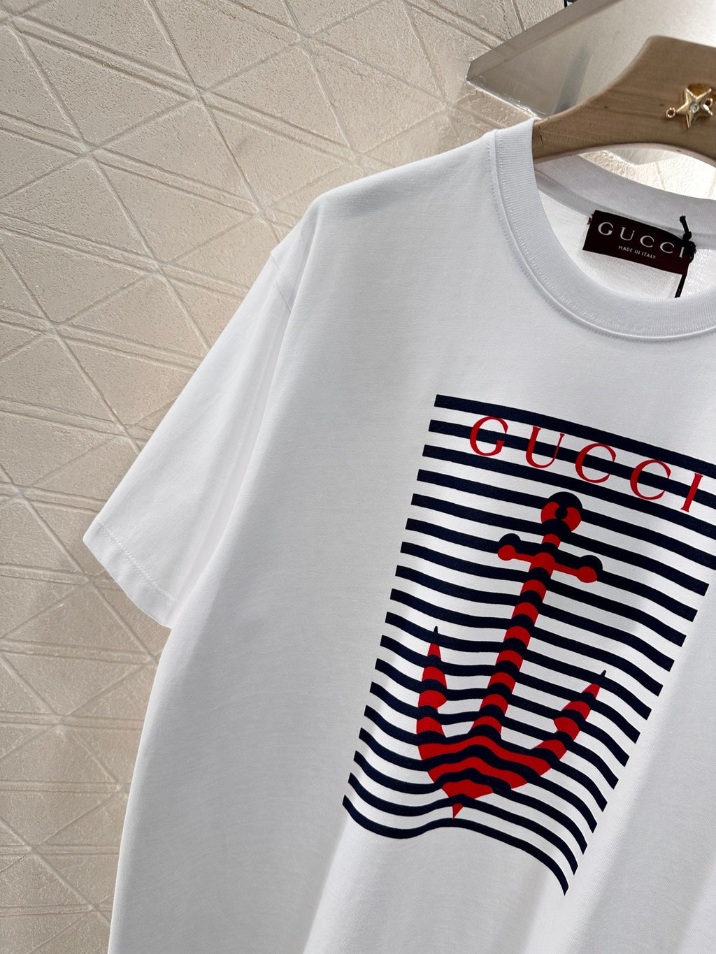 GUCCI T-SHIRT STYLE 38