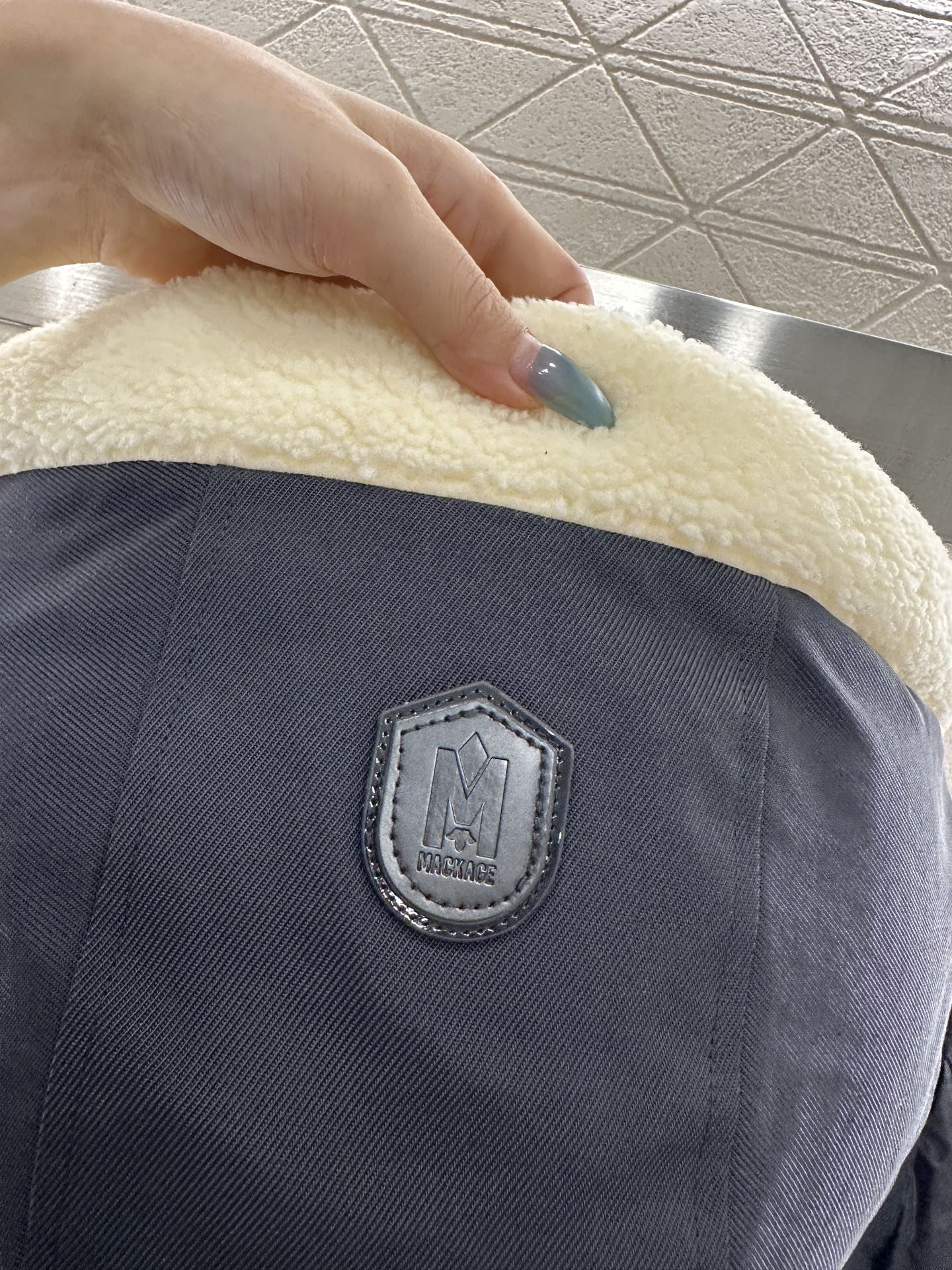 MONCLER 25S DOWN JACKET WITH HOOD 219