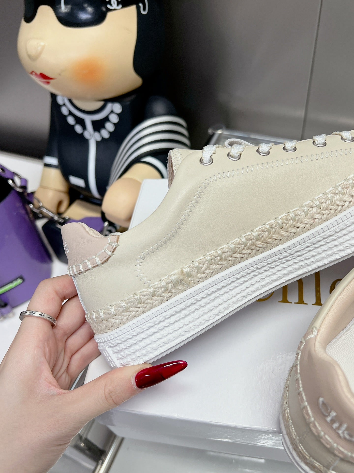 CHLOÉ TELMA LACE-UP SNEAKER IN CREAM BEIGE LAMBSKIN AND RAFFIA