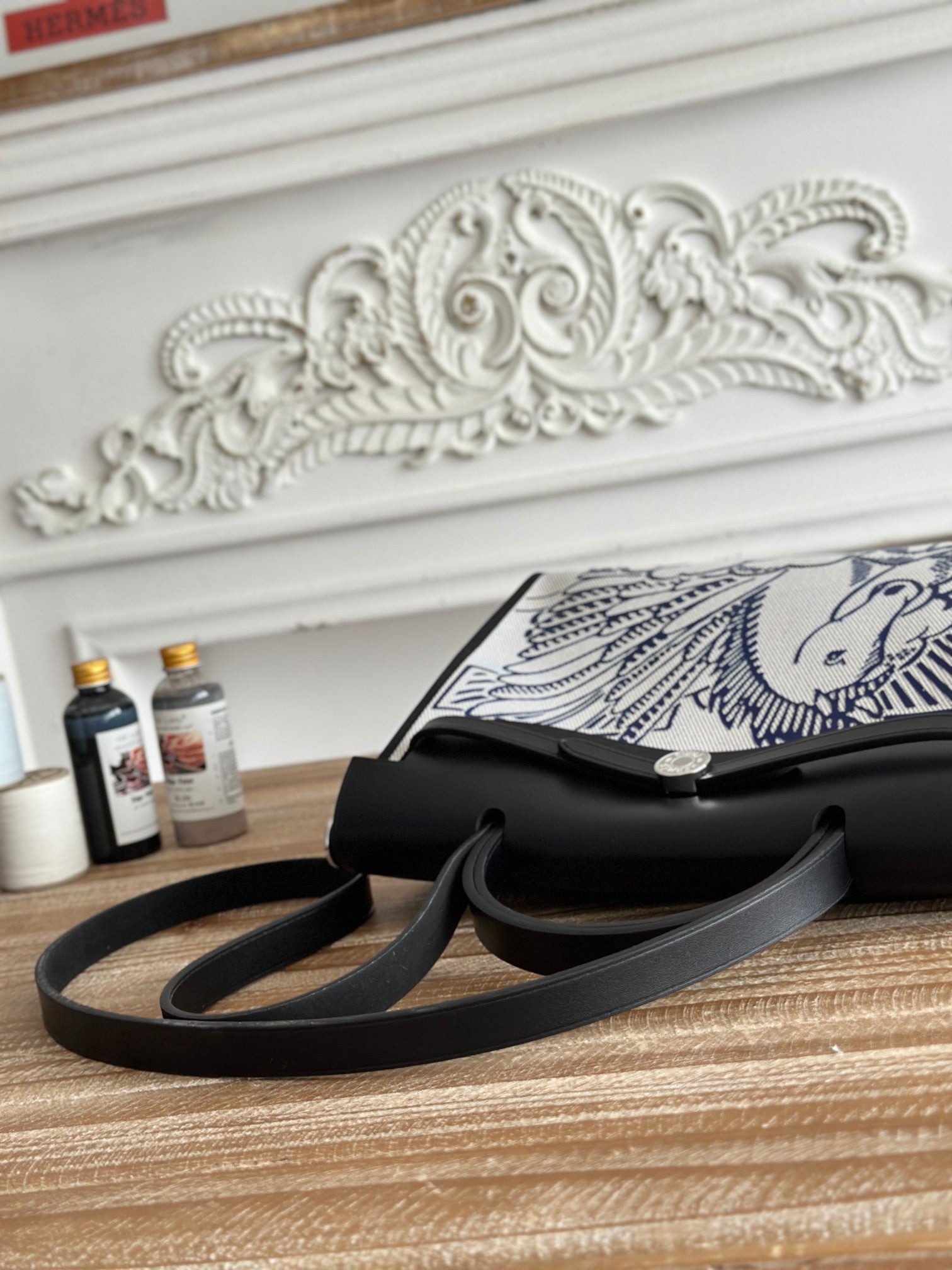 ZIP CABINE 31 BAG IN WHITE CANVAS AND BLACK CALFSKIN