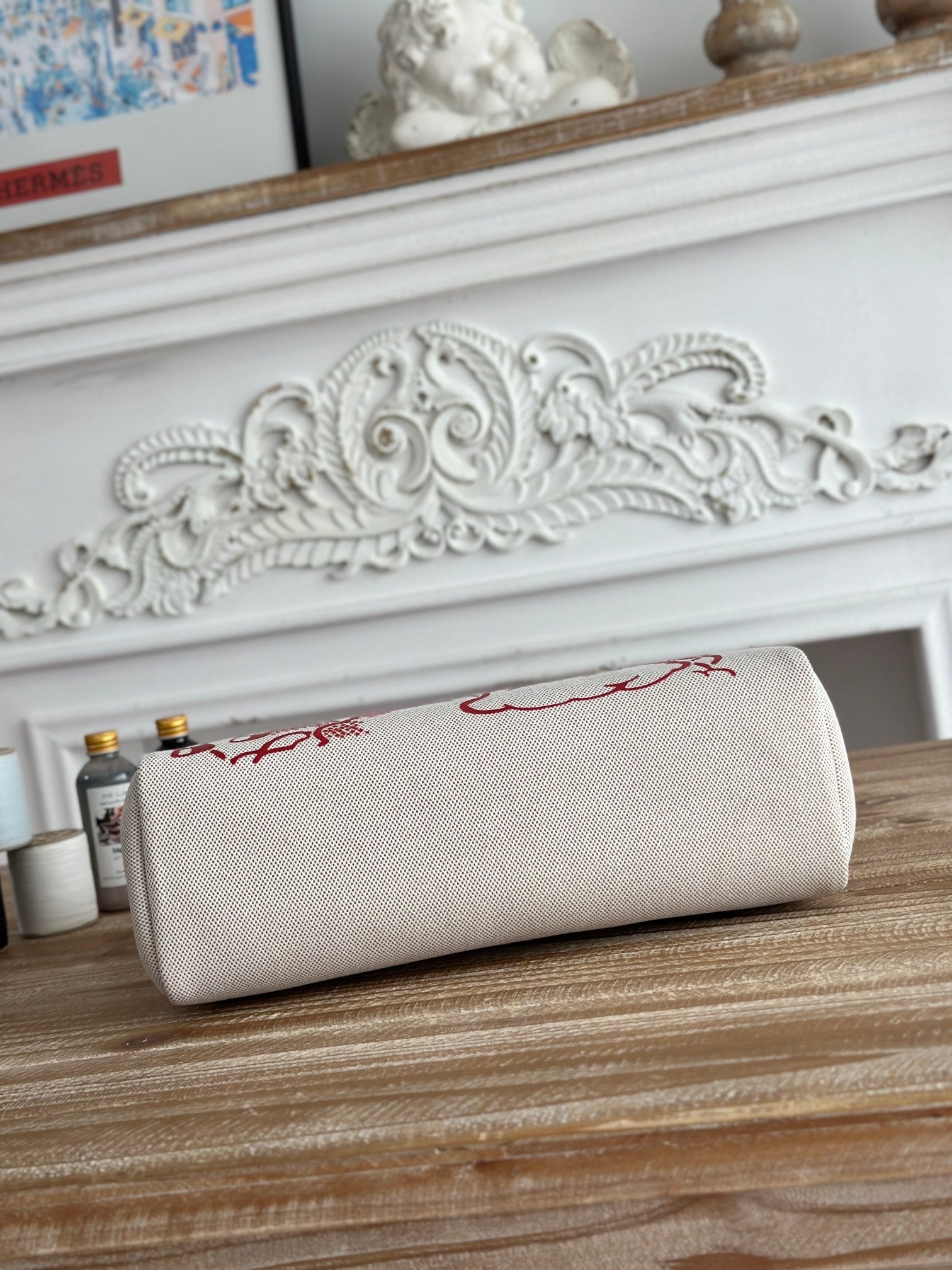 HERBAG ZIP 31 RETOURNE PEGASE POP BAG IN OFF-WHITE MIX RED CANVAS AND HUNTER COWHIDE