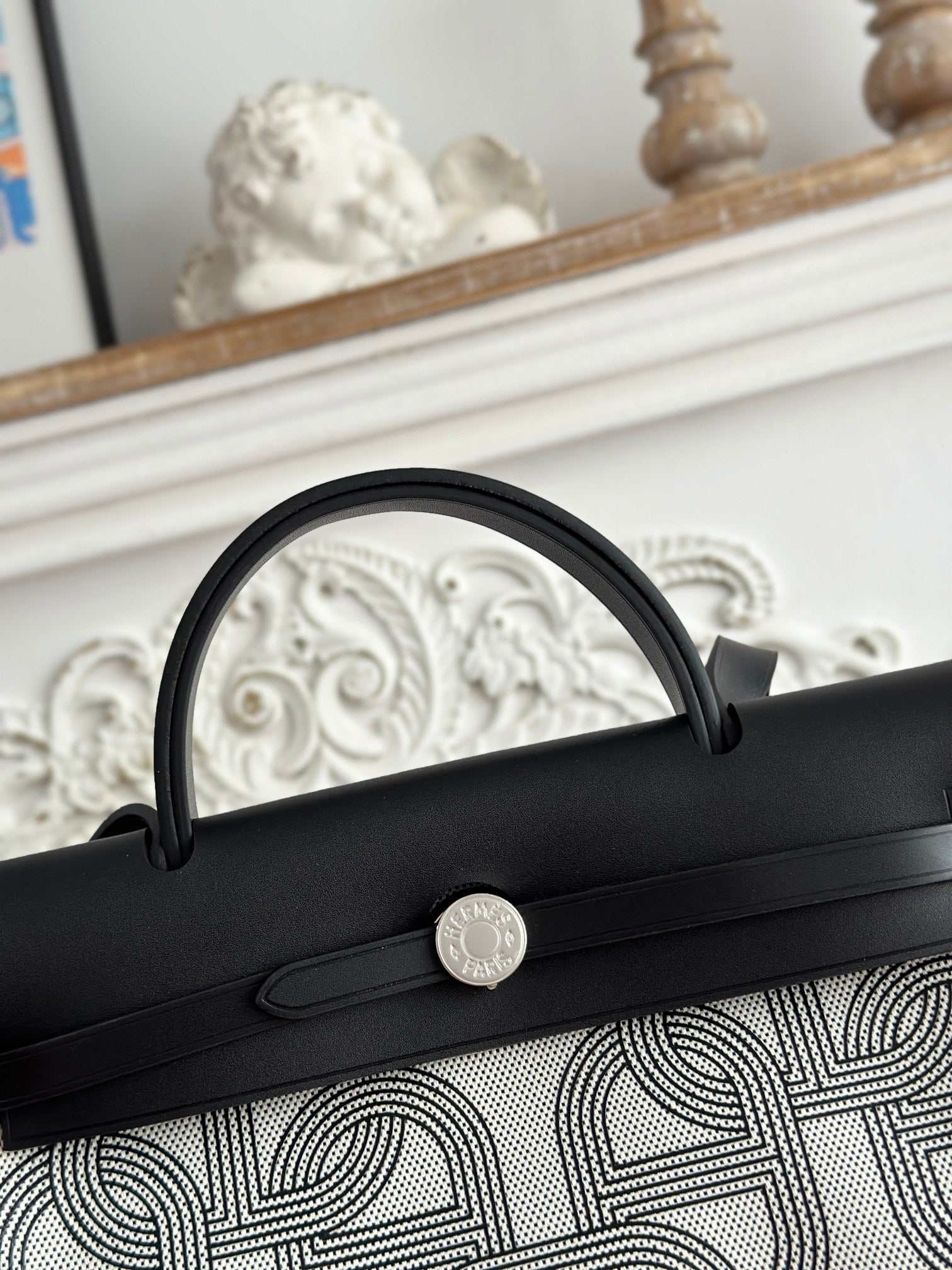 HERBAG ZIP 31 LAQUERED BAG IN OFF-WHITE MIX BLACK H PLUME CANVAS