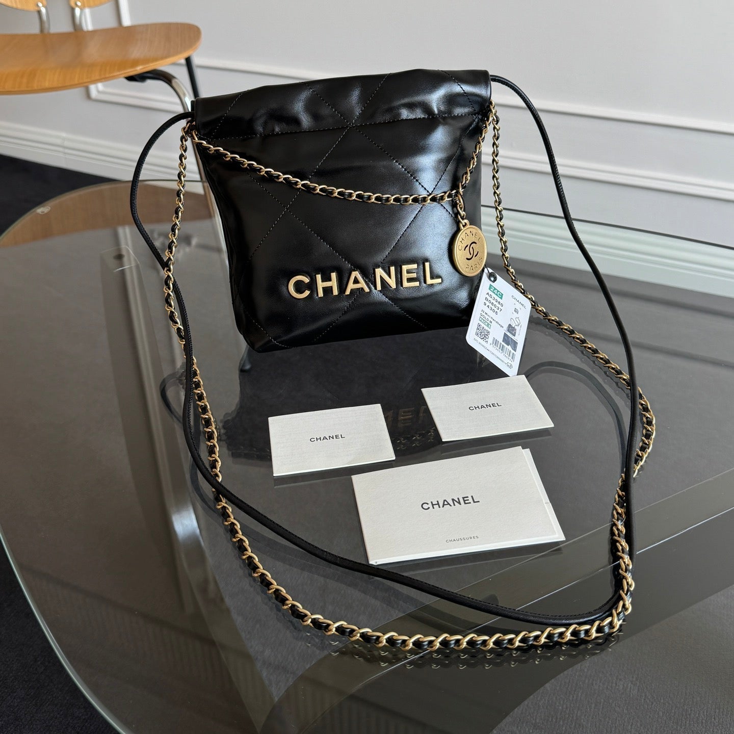 CC MINI HOBO HANDBAG 20 IN BLACK CALFSKIN GOLD-TONE HARDWARE