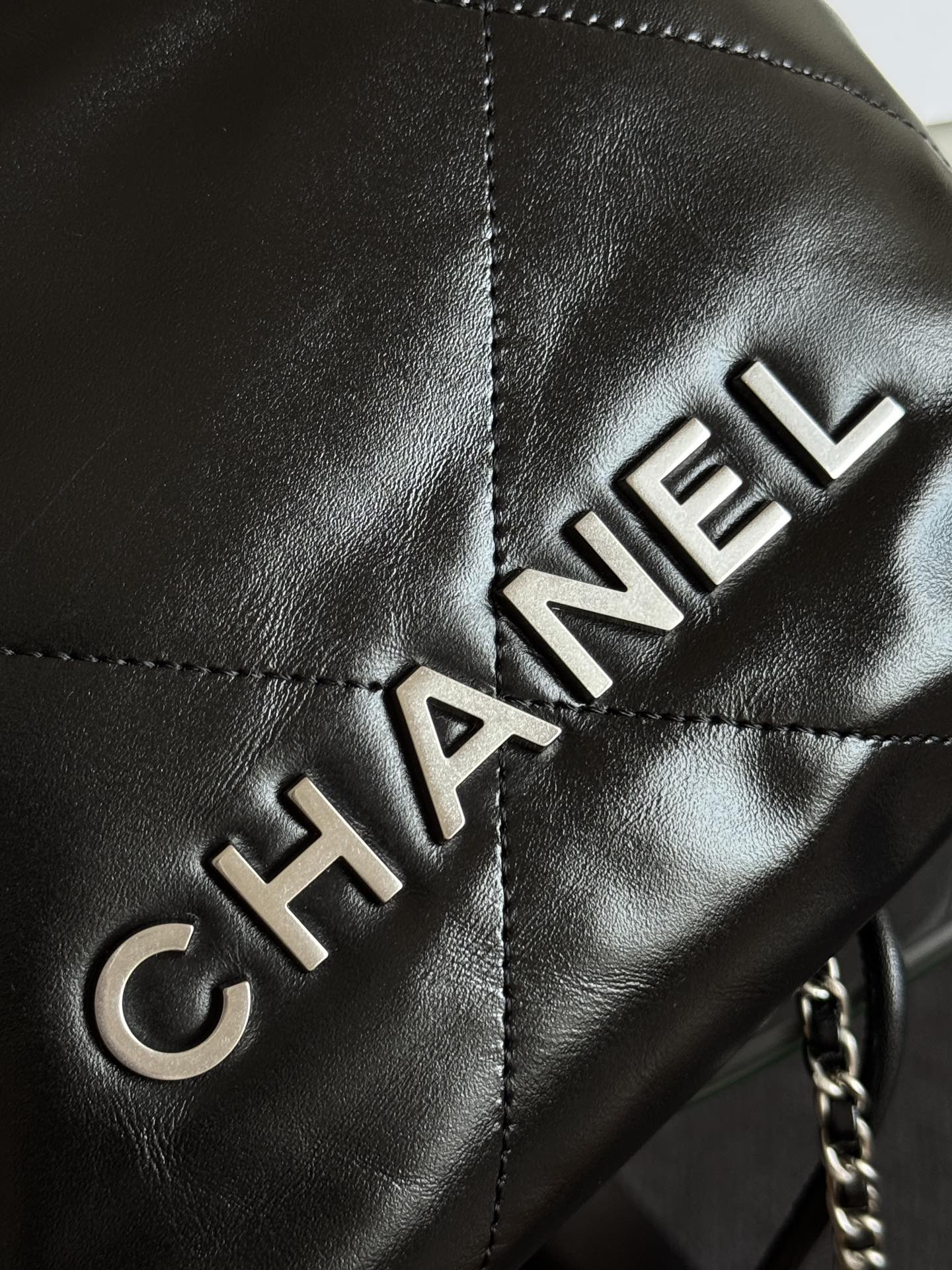 CC MINI HOBO HANDBAG 20 IN BLACK CALFSKIN SILVER-TONE HARDWARE