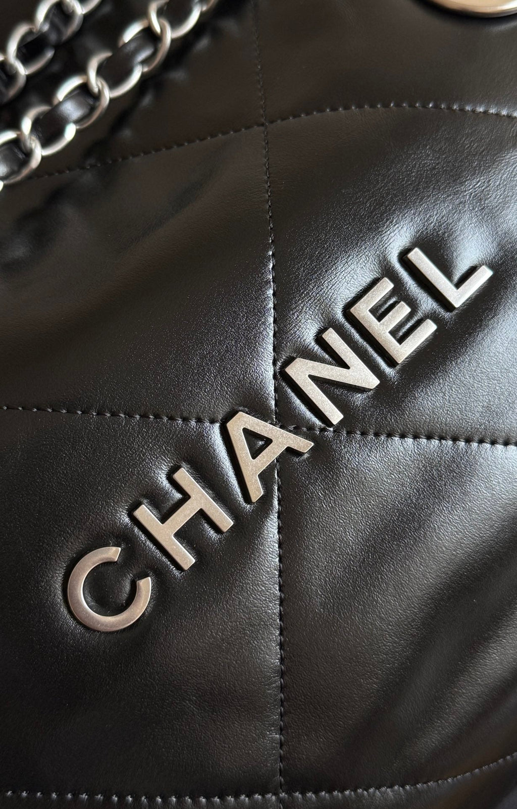 CC MINI HOBO HANDBAG 20 IN BLACK CALFSKIN SILVER-TONE HARDWARE