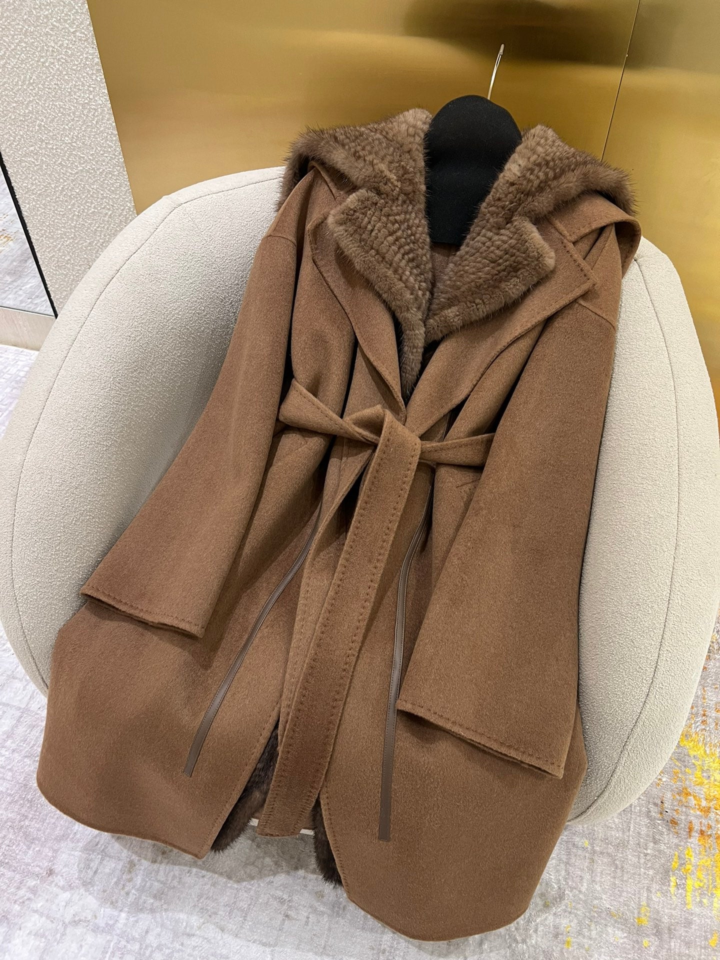 MAX MARA 25S MINK FUR COAT 031