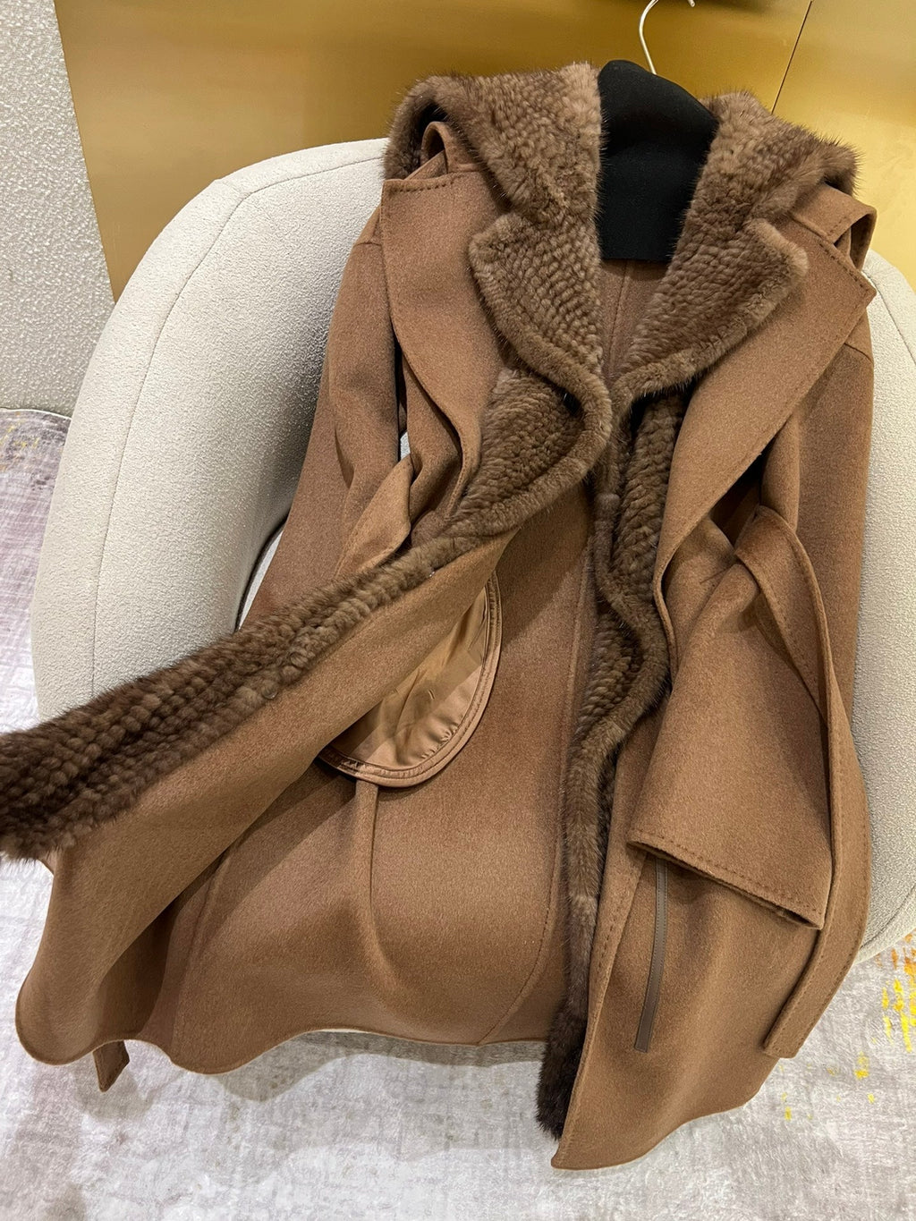 MAX MARA 25S MINK FUR COAT 031