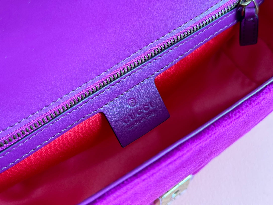 GUCCI 25S GG MARMONT 26 CM IN DEEP PINK PURPLE VELVET WITH GOLD HARDWARE