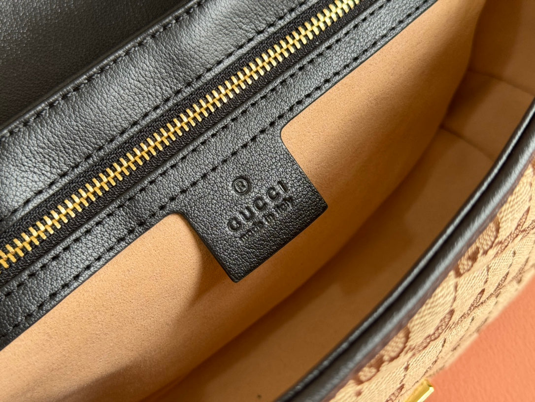 MARMONT MEDIUM SHOULDER BAG 26 IN BEIGE AND BROWN GG CANVAS BLACK CALFSKIN GOLD HARDWARE