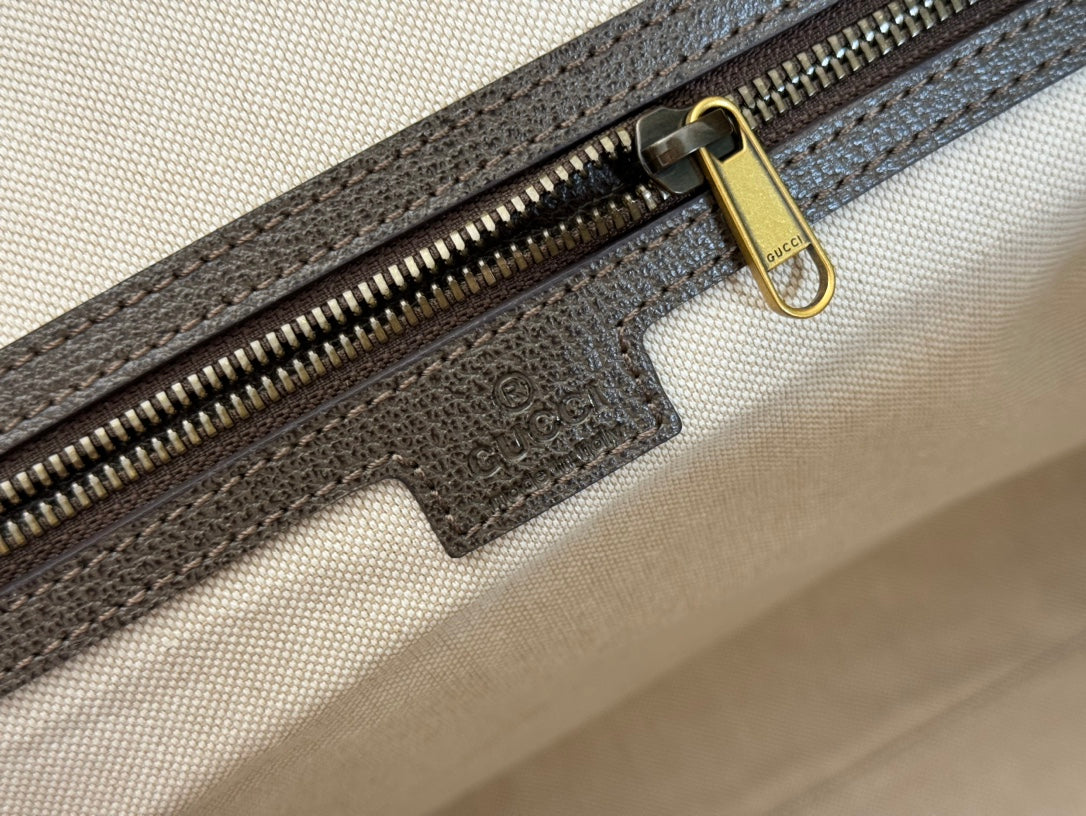 SAVOY LARGE DUFFLE BAG 50 IN BEIGE AND EBONY GG SUPREME CANVAS