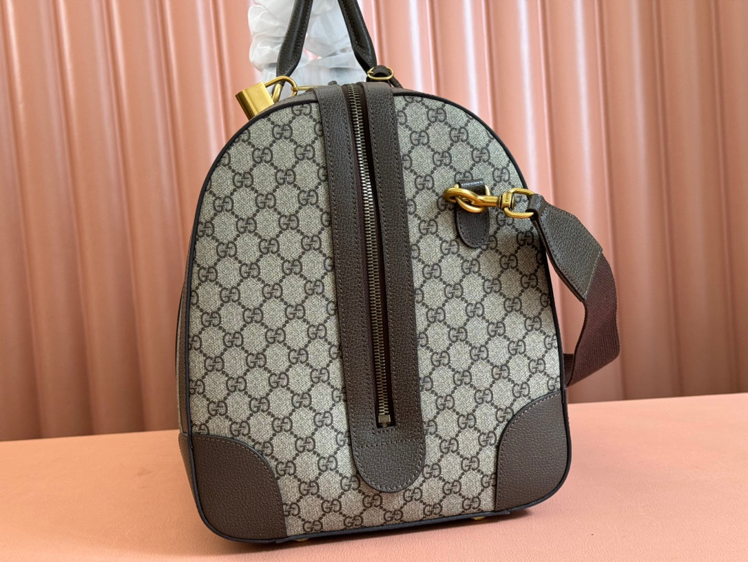 SAVOY LARGE DUFFLE BAG 50 IN BEIGE AND EBONY GG SUPREME CANVAS