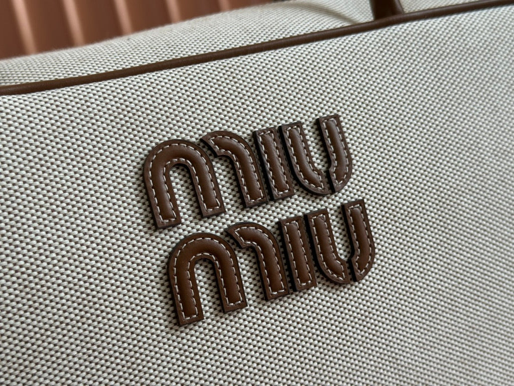 BEAU TOP HANDLE BAG 34 IN WHITE CANVAS AND WALNUT BROWN CALFSKIN TRIM